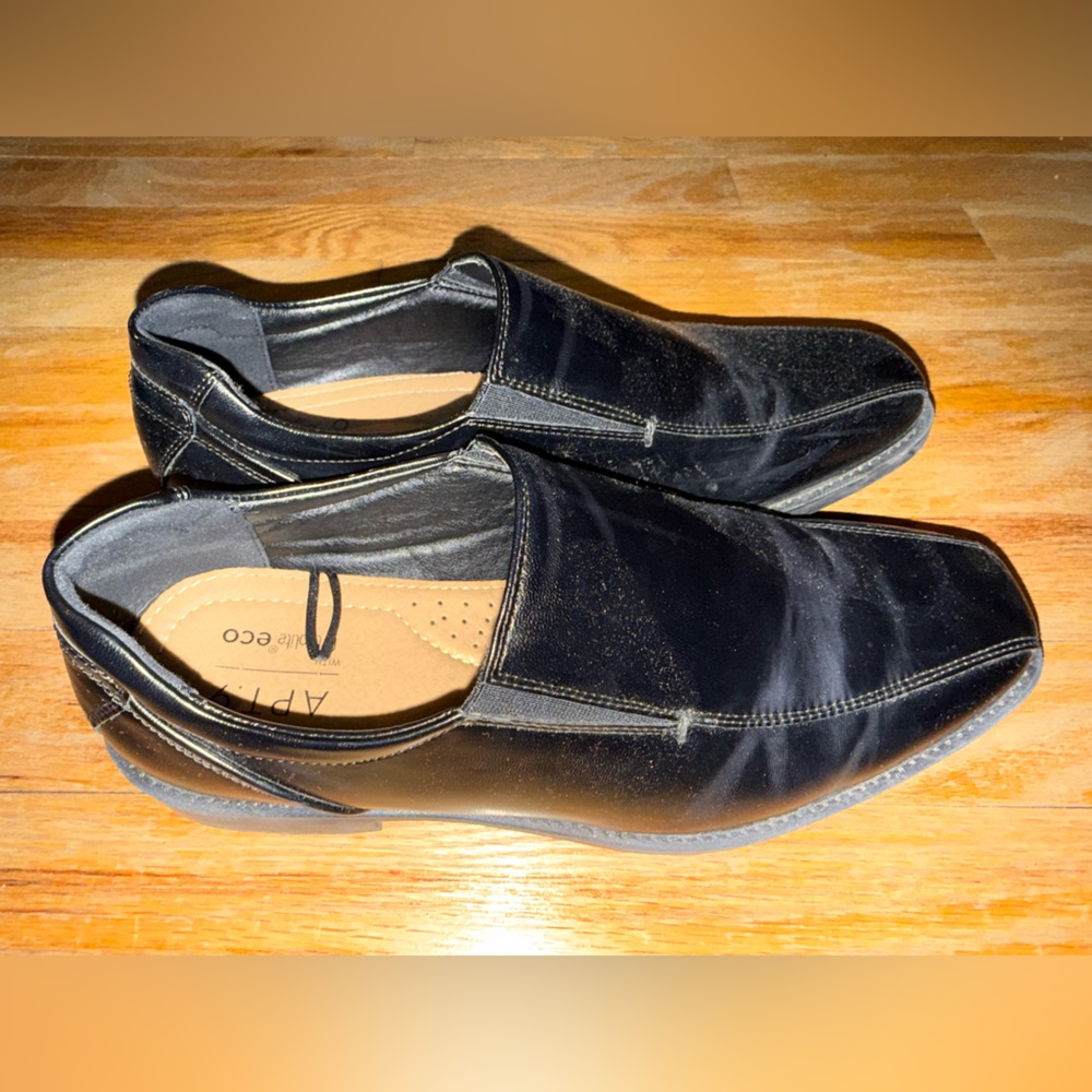Apt. 9 Men's Classic Black Loafers